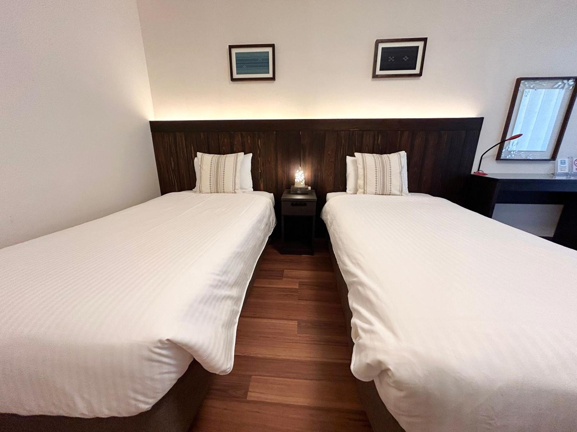 Pension Sunset Beach Nakijin Eksteriør billede