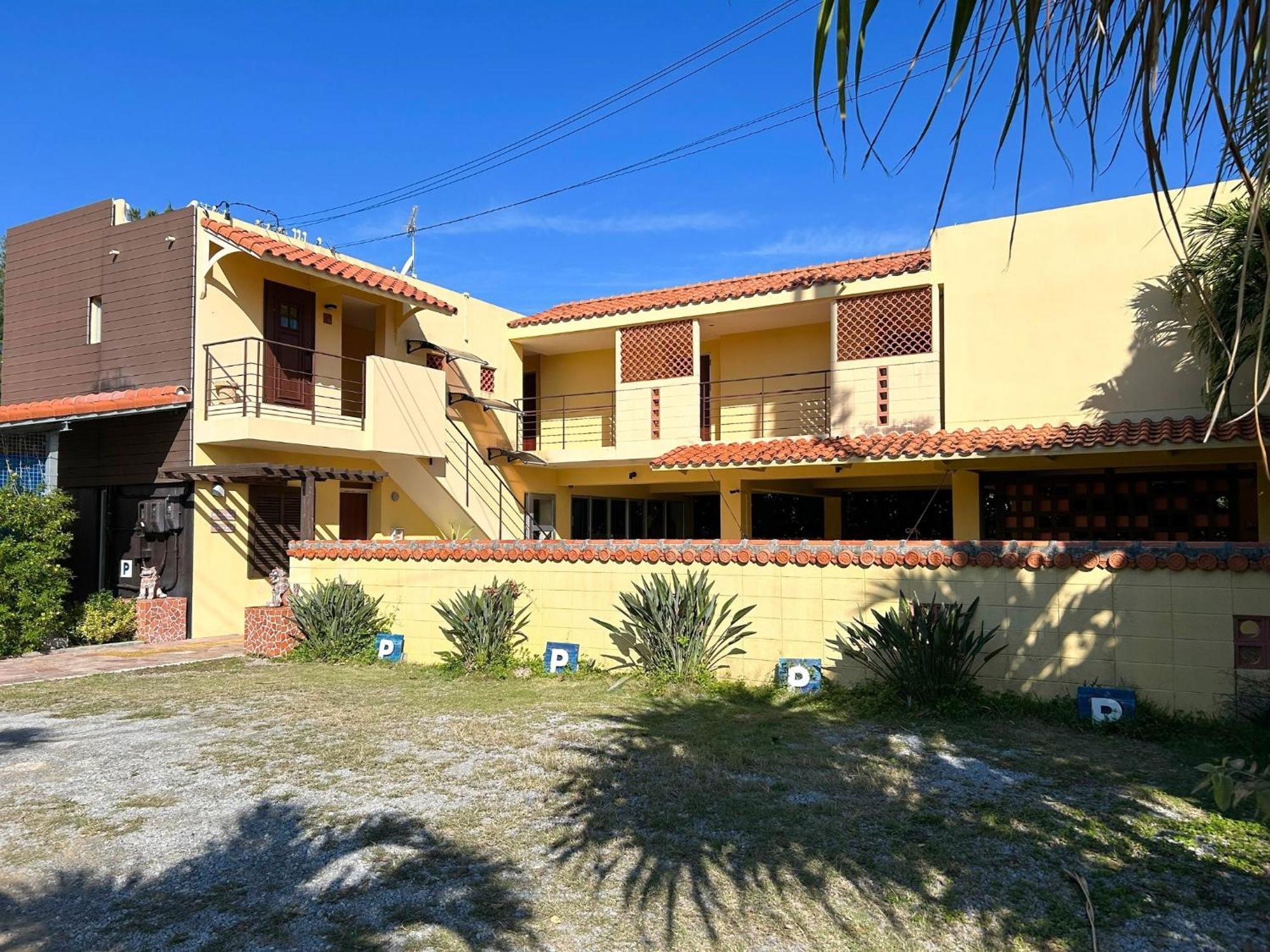 Pension Sunset Beach Nakijin Eksteriør billede