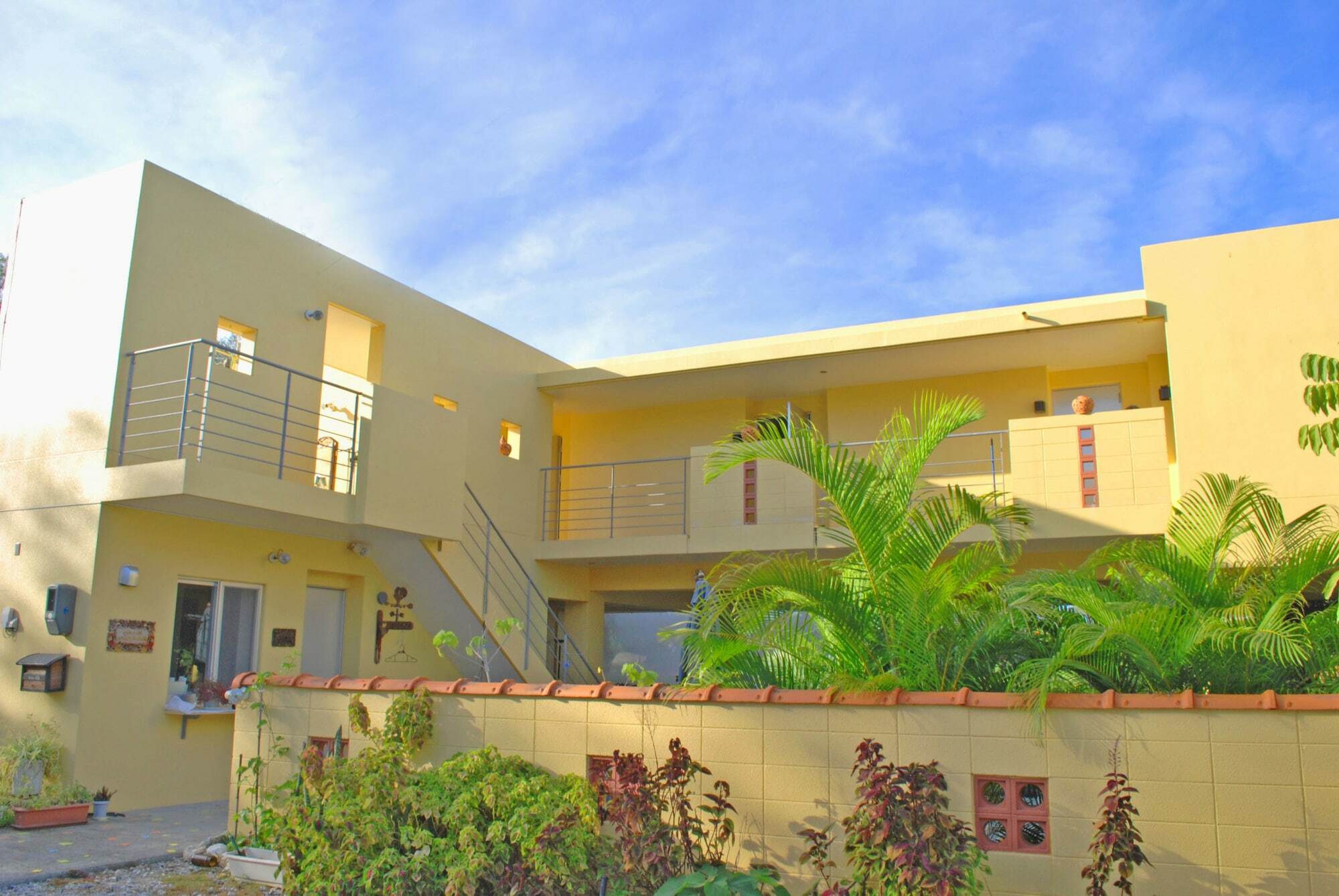 Pension Sunset Beach Nakijin Eksteriør billede